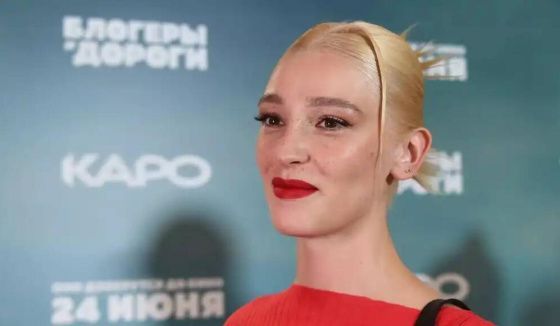 "Наши бойцы на фронте сражаются точно не за это": Мизулина осудила "бал обнажённых" Ивлеевой