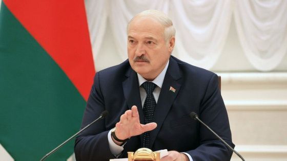 Лукашенко высказался о взаимоотношениях с Западом: "Я не их сукин сын"