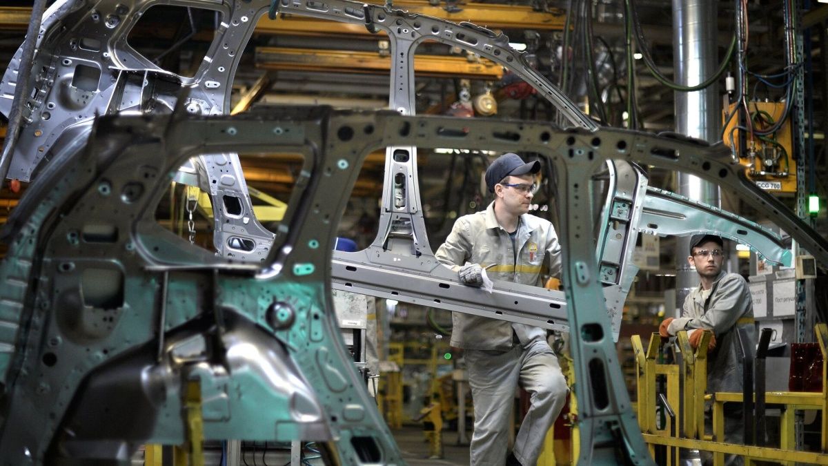 Обрабатывающая промышленность в России вырастет на 7%
