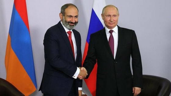 Пашинян обратился к Путину после его победы на выборах президента