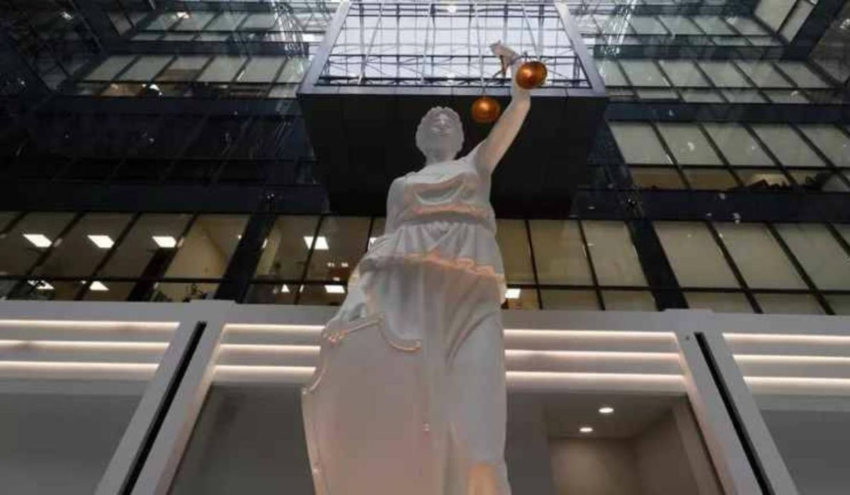 Единственному выжившему в ДТП с автобусом в Петербурге присудили компенсацию