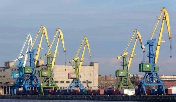 Смольный оценил влияние атаки на Иран на экономику Петербурга