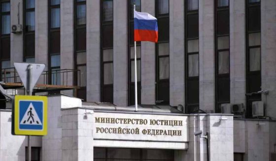 Режиссера "Господин Никто против Путина" признали иностранным агентом